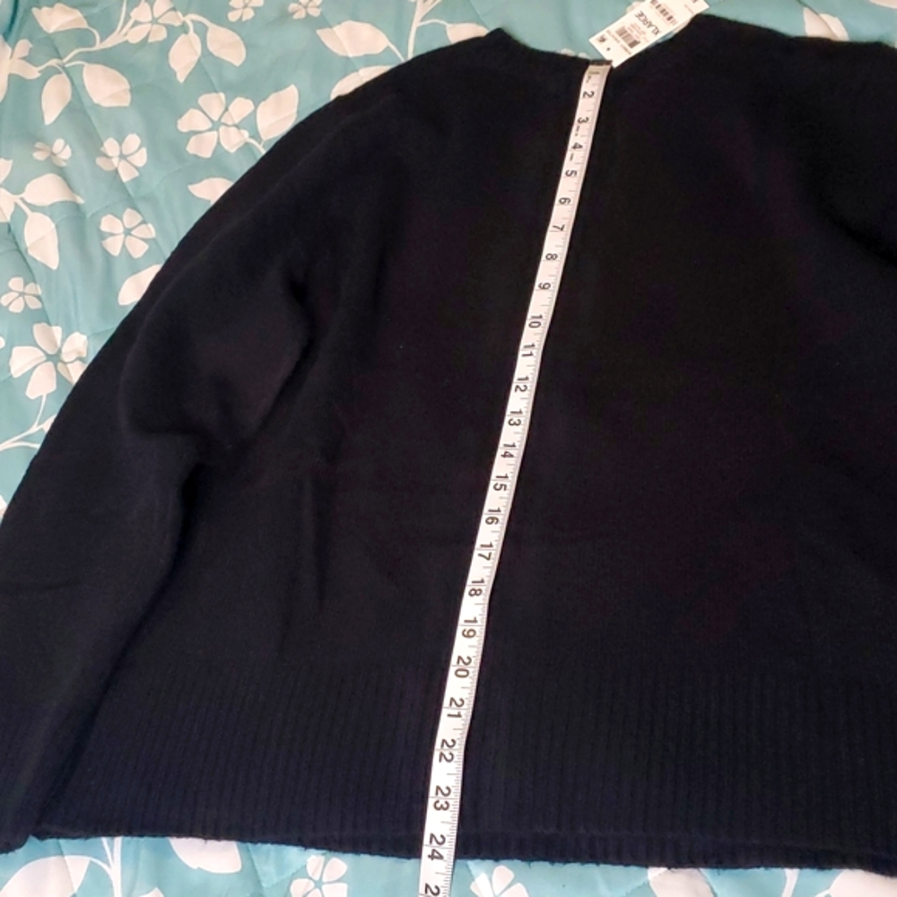 Charter Club Long-Sleeve Crewneck Sweater - Picture 6 of 7